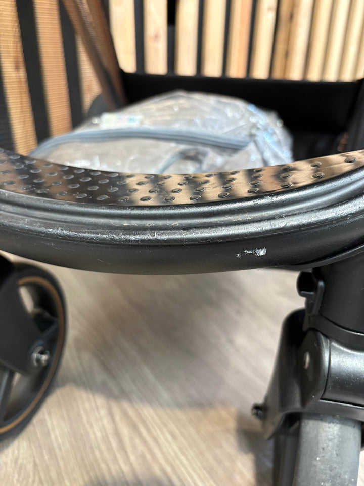 PRE LOVED Redkite Push Me Pace Pushchair - Amber