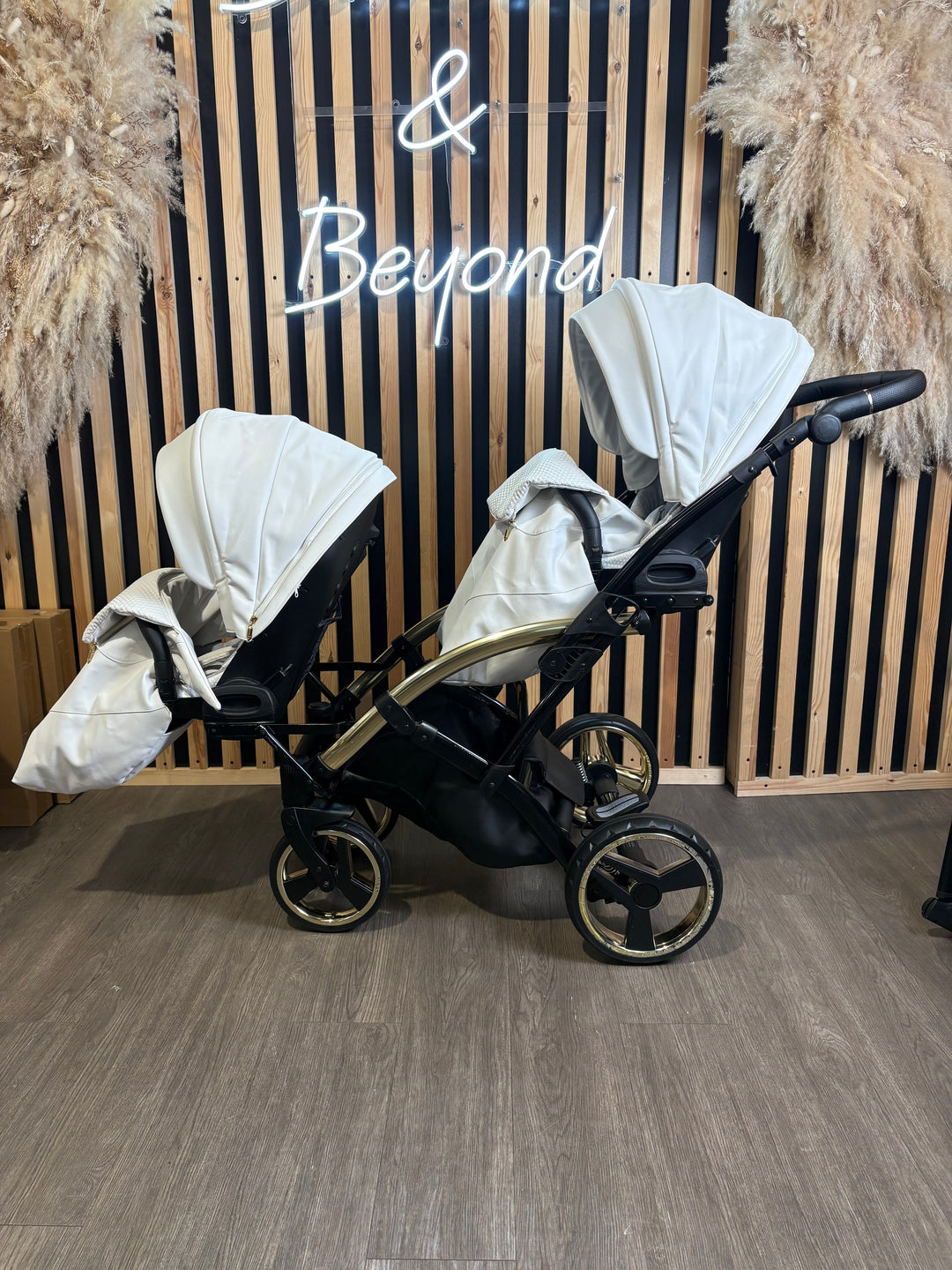 PRE LOVED Junama Fluo Tandem Pushchair - White Gold