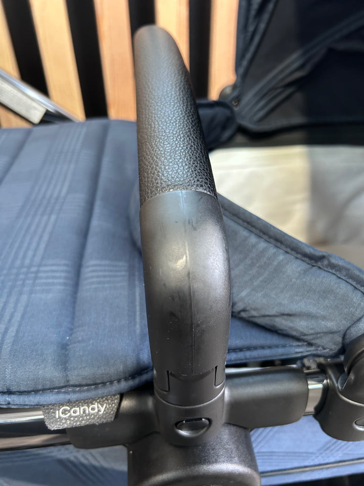 PRE LOVED iCandy Peach 6 Travel System - Navy Check