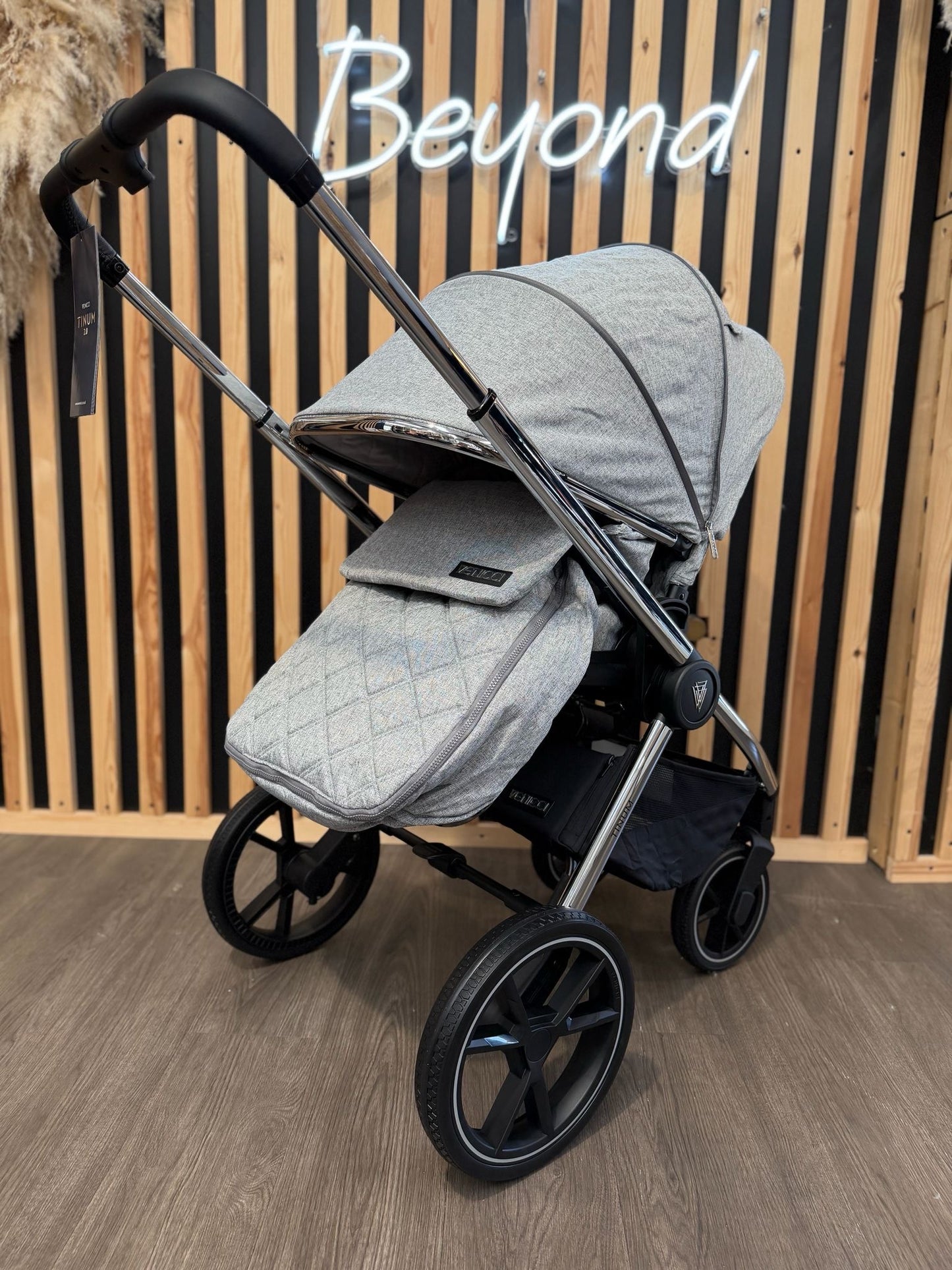 OPEN BOX Venicci Tinum Pushchair - City Grey