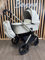 PRE LOVED Venicci Upline2 2-in-1 Travel System - Stone Beige