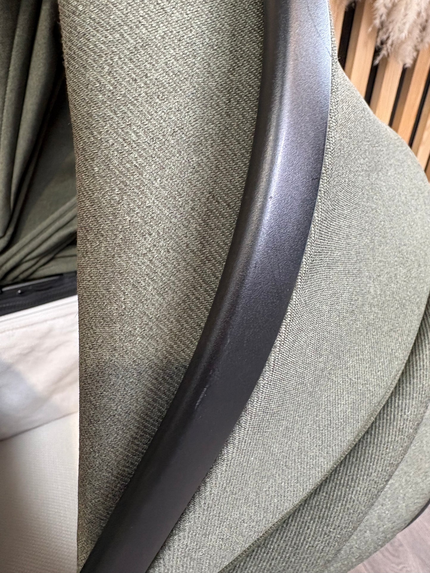 PRE LOVED iCandy Peach 7 Pram, Pushchair + Accessories - Ivy