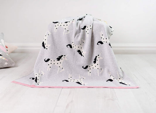 OPEN BOX Bizzi Growin Unicorn Knitted Blanket