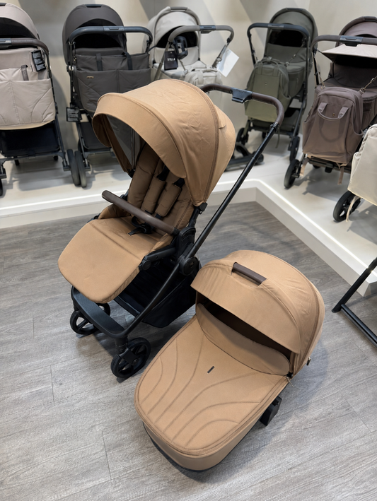 EX DISPLAY Venicci Claro Pram & Pushchair - Caramel