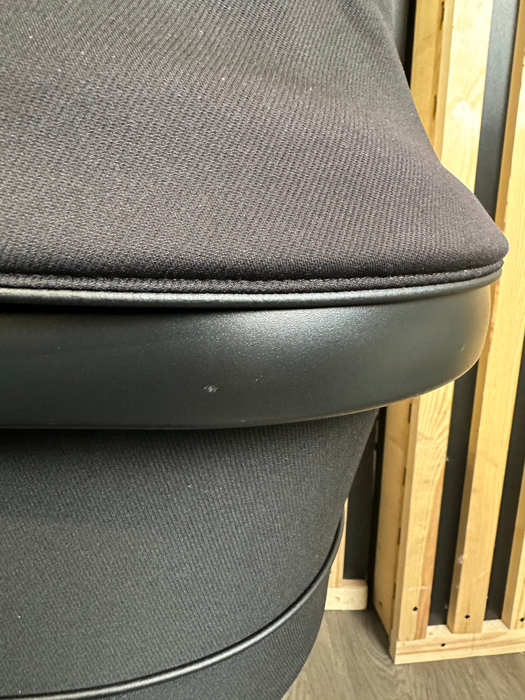 PRE LOVED iCandy Peach 7 Travel System - Jet/Black