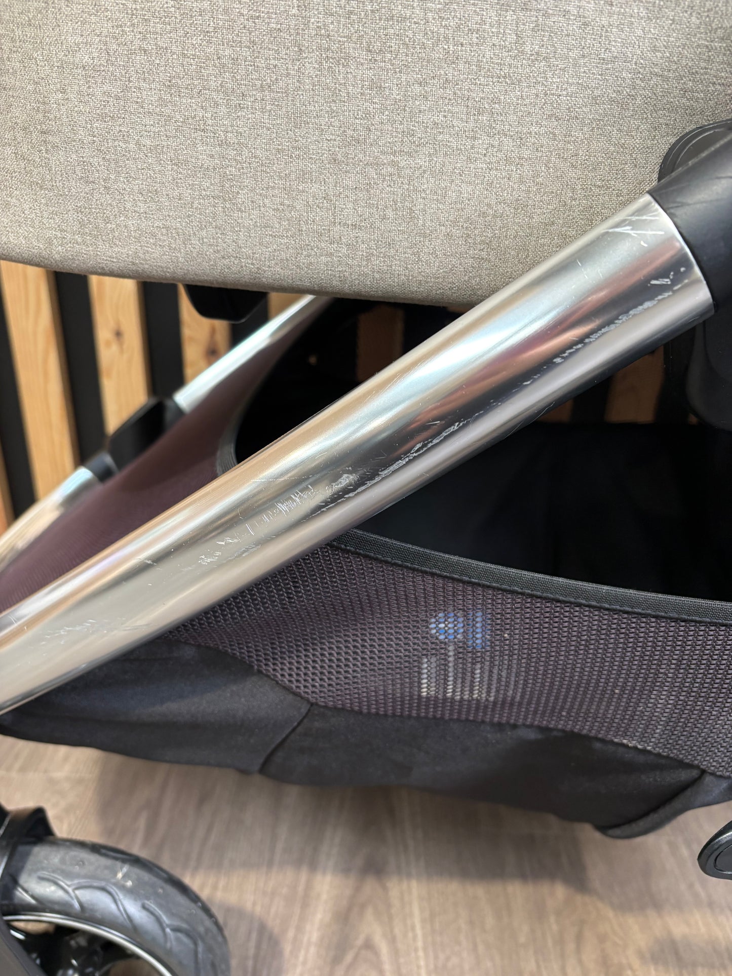 PRE LOVED Mamas & Papas Ocarro 3in1 Travel System - Biscuit