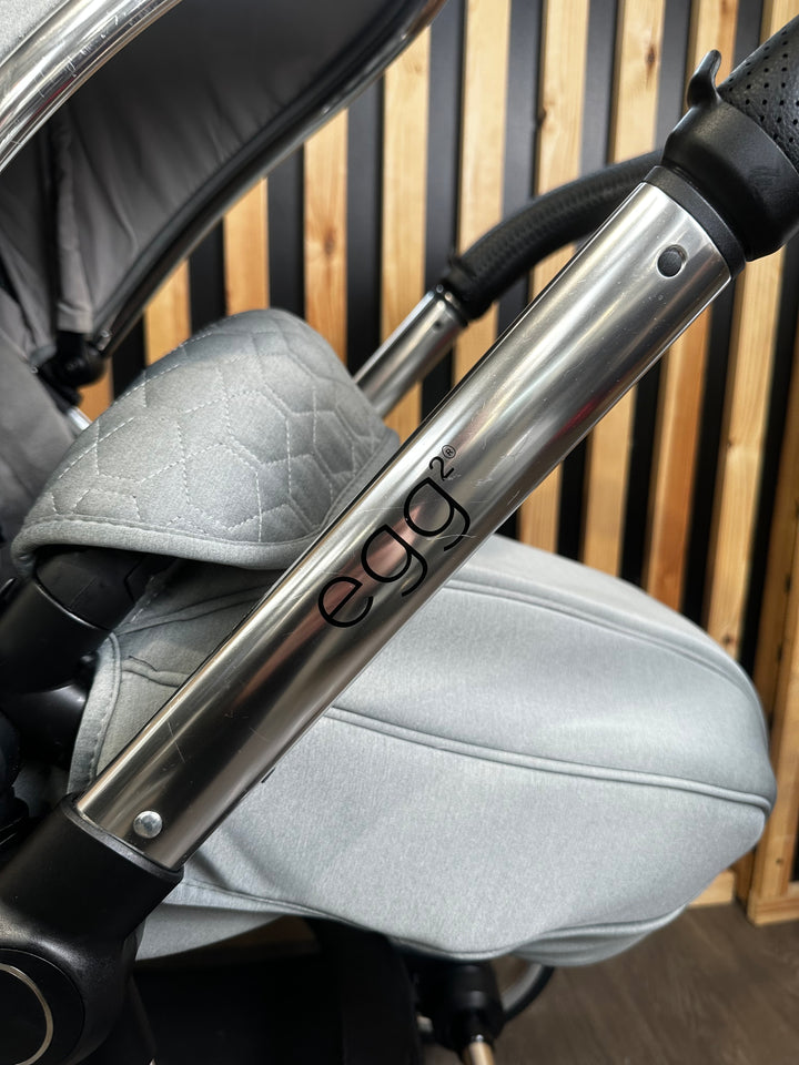 PRE - LOVED egg2 Monument Grey Travel system