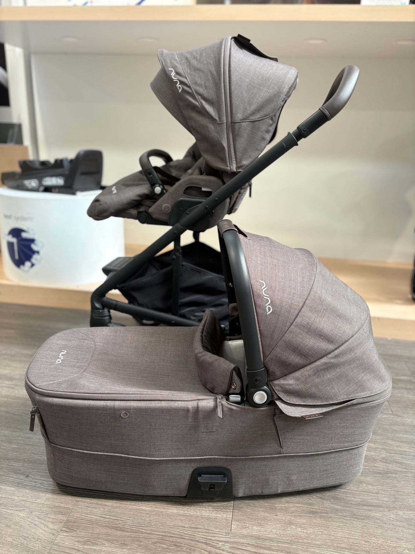 EX DISPLAY Nuna Mixx Pushchair, Carrycot + Cup Holder - Chestnut