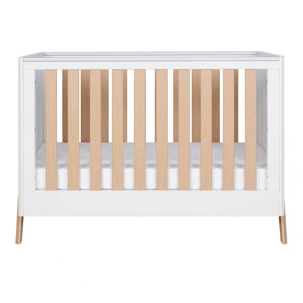 Tutti Bambini Fuori Cot Bed – White/Light Oak