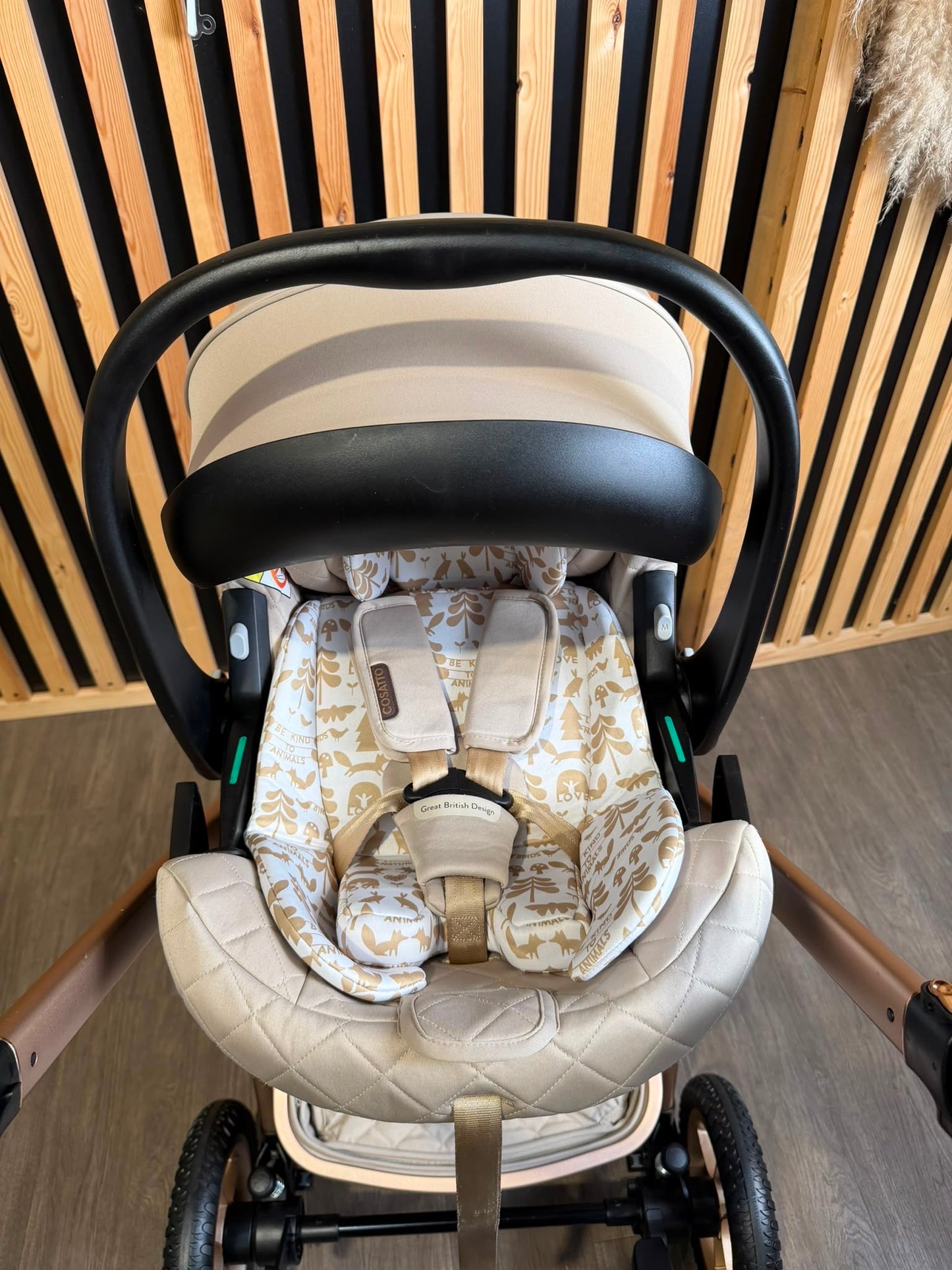 PRE LOVED Cosatto Wow Continental 3-in-1 Travel System - Whisper