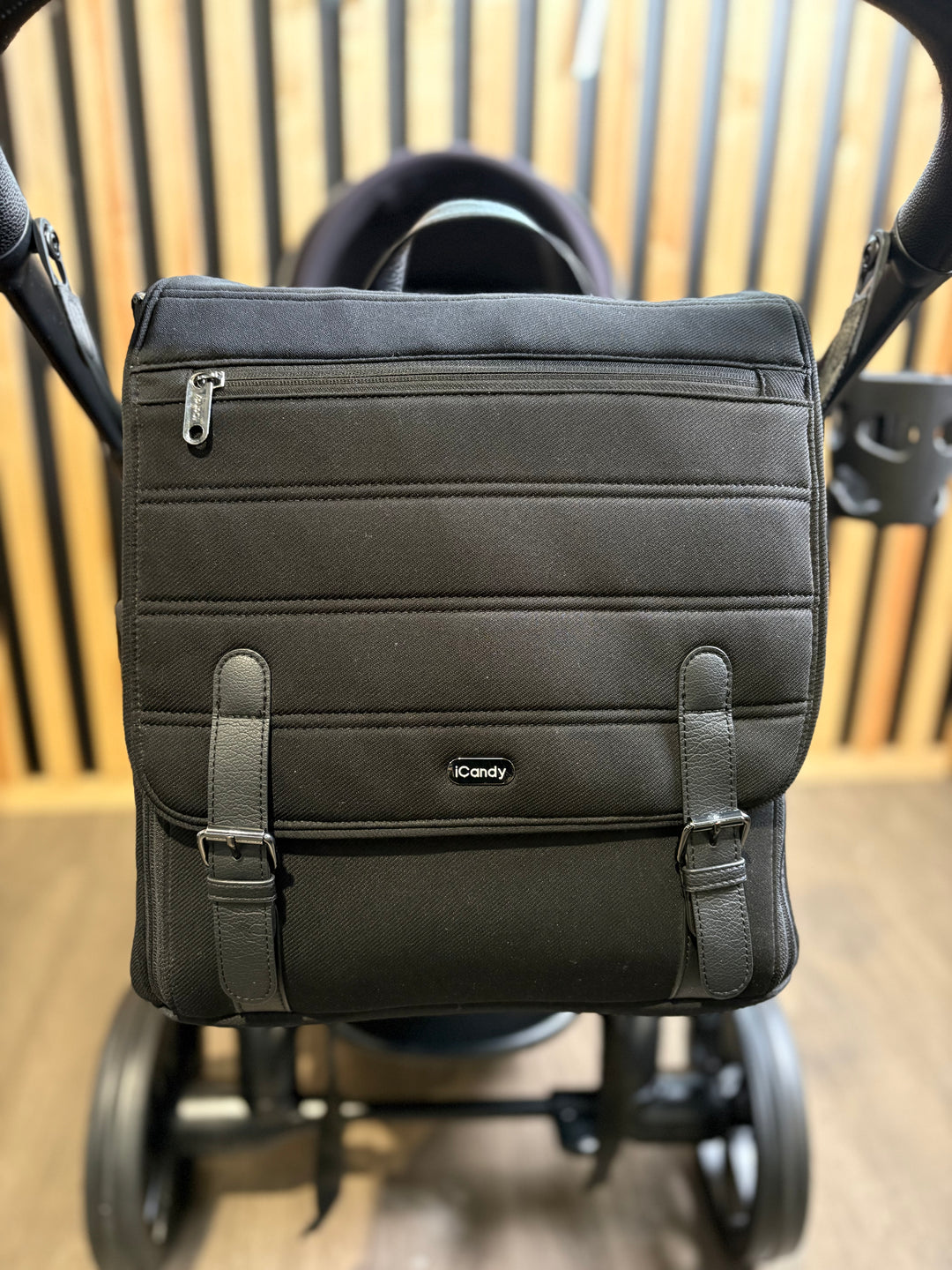 PRE LOVED iCandy Peach 7 Travel System - Jet/Black
