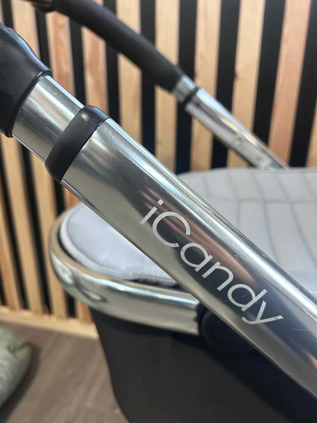 PRE LOVED iCandy Peach 5 2-in-1 Travel System - Beluga Grey