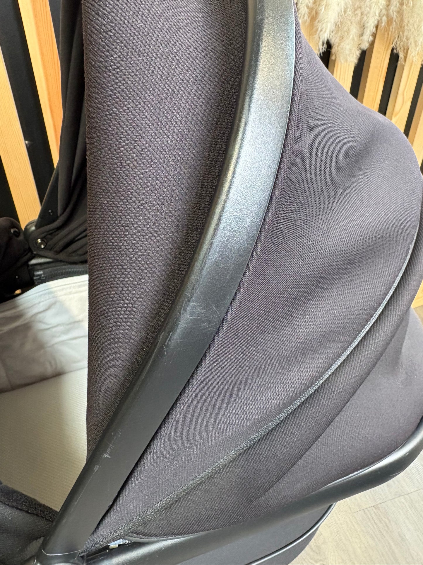PRE LOVED iCandy Peach 7 Travel System - Jet/Black