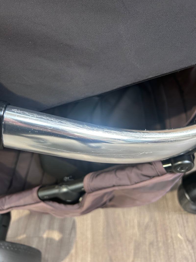 PRE LOVED iCandy Peach 5 2-in-1 Travel System - Beluga Grey