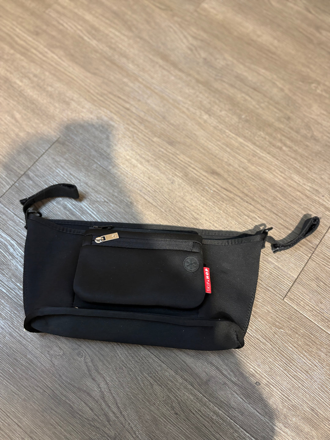 PRE LOVED Skip Hop Organiser - Black