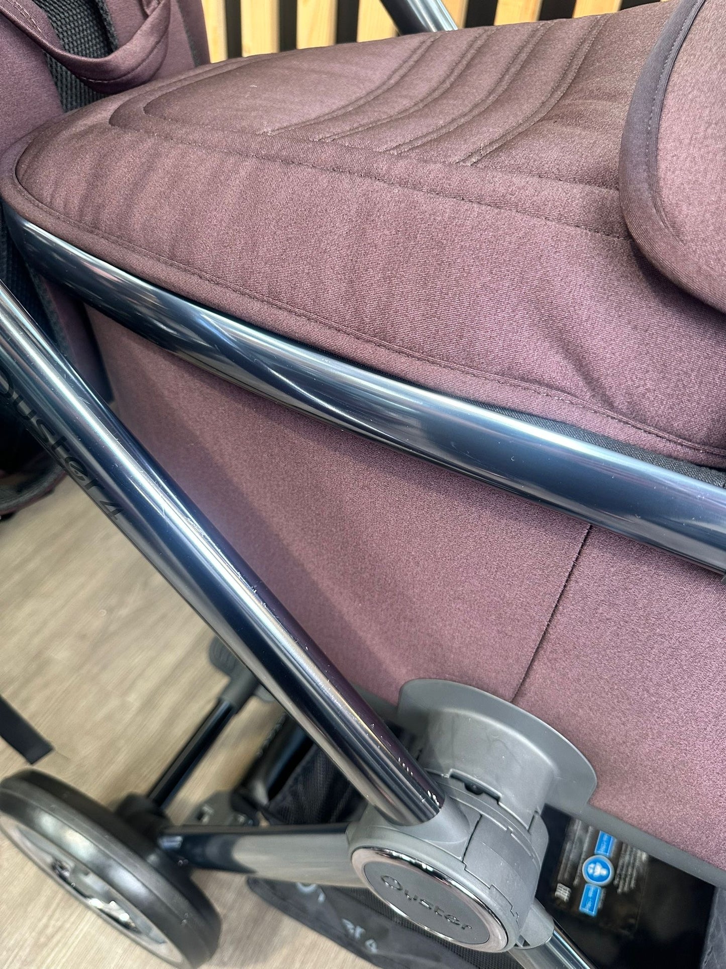 PRE LOVED Babystyle Oyster4 Travel System - Mulberry