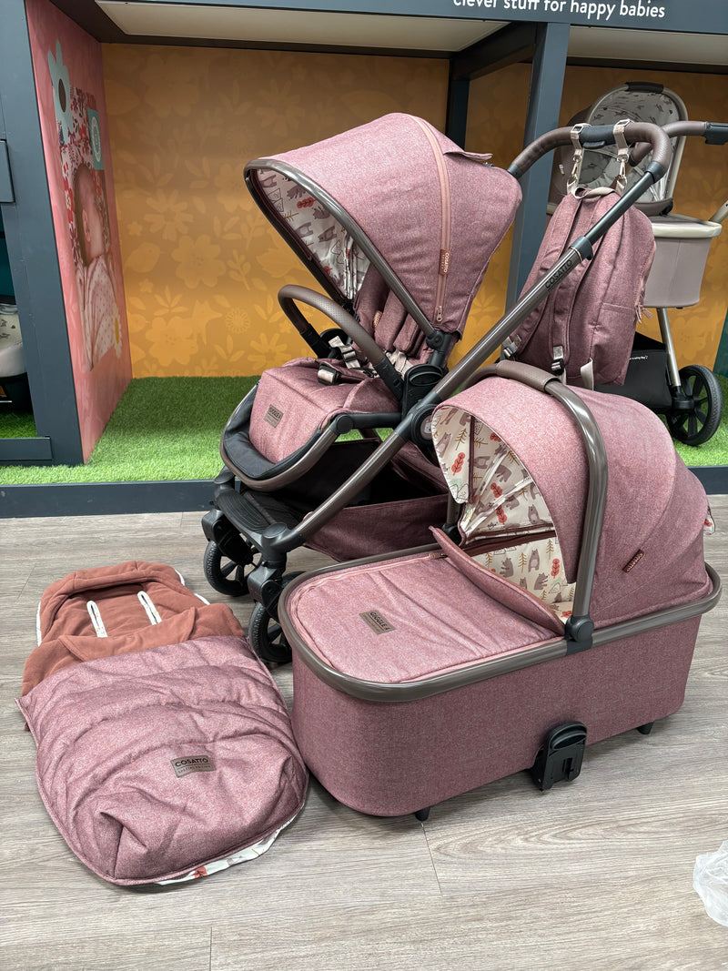 EX DISPLAY Cosatto Giggle 4 Special Edition Pram + Accessory Bundle - Bear Hug