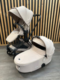 EX DISPLAY Cybex Priam Comfort Pushchair & Foldable Carrycot - Cozy Beige/Black