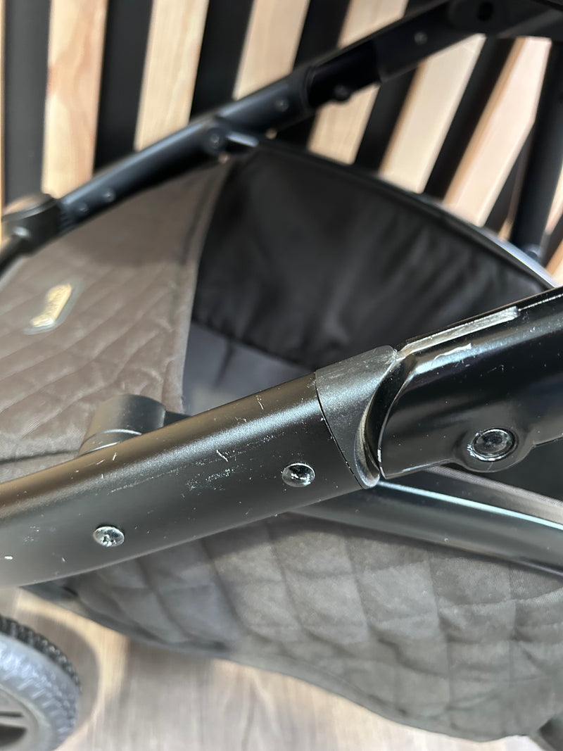 PRE LOVED Cosatto Wow Continental Pram + Pushchair - Silhouette