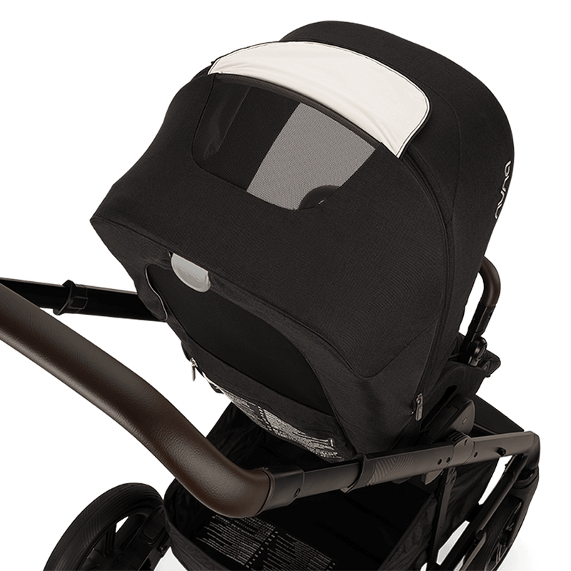 Nuna MIXX Next BMW Collection with ARRA Flex & BASE Curv Bundle - Element