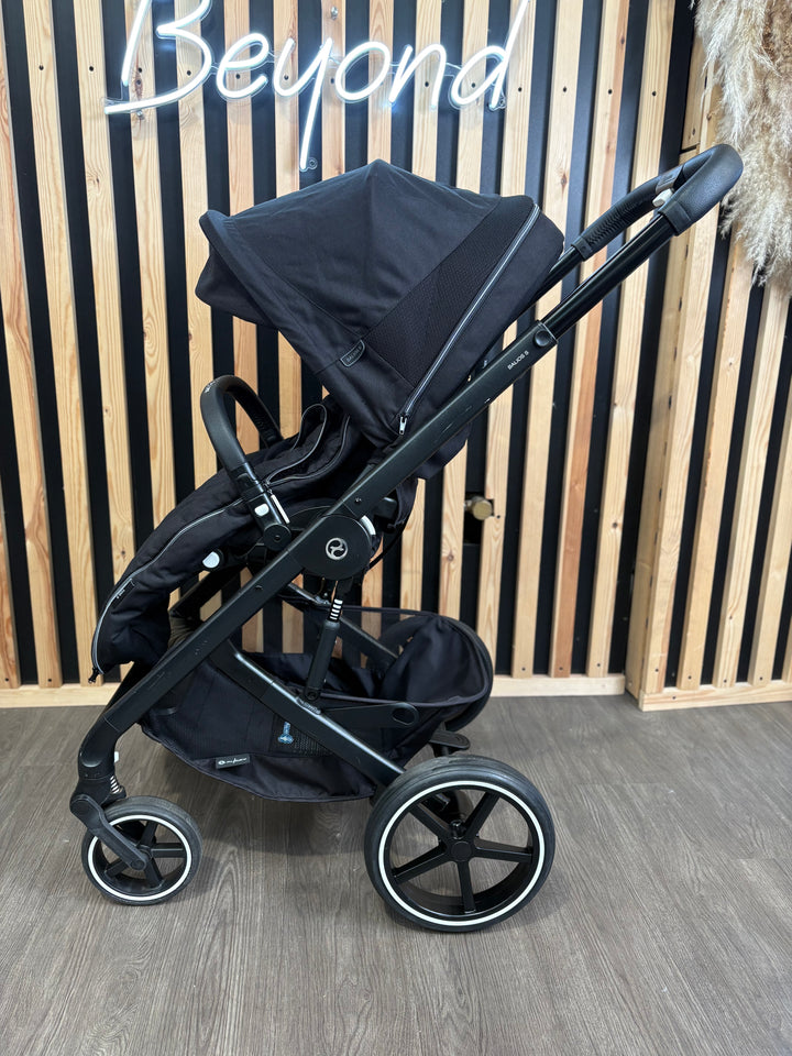 PRE LOVED Cybex Balios 2in1 Travel System - Moon Black