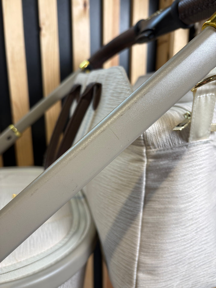 PRE LOVED Venicci Tinum Upline Travel System - Stone Beige