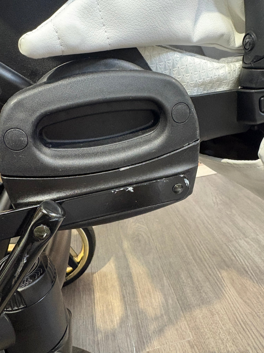 PRE LOVED Junama Fluo Tandem Pushchair - White Gold