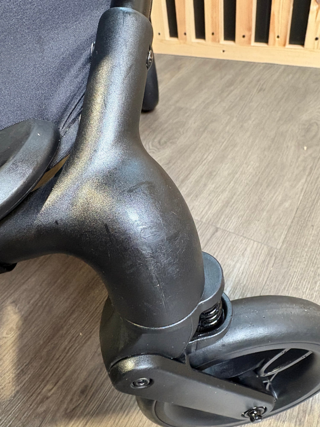 PRE LOVED Kinderkraft Trig2 Stroller - Grey