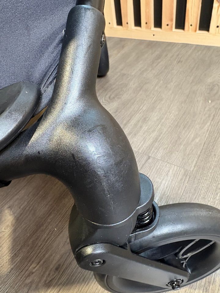 PRE LOVED Kinderkraft Trig2 Stroller - Grey