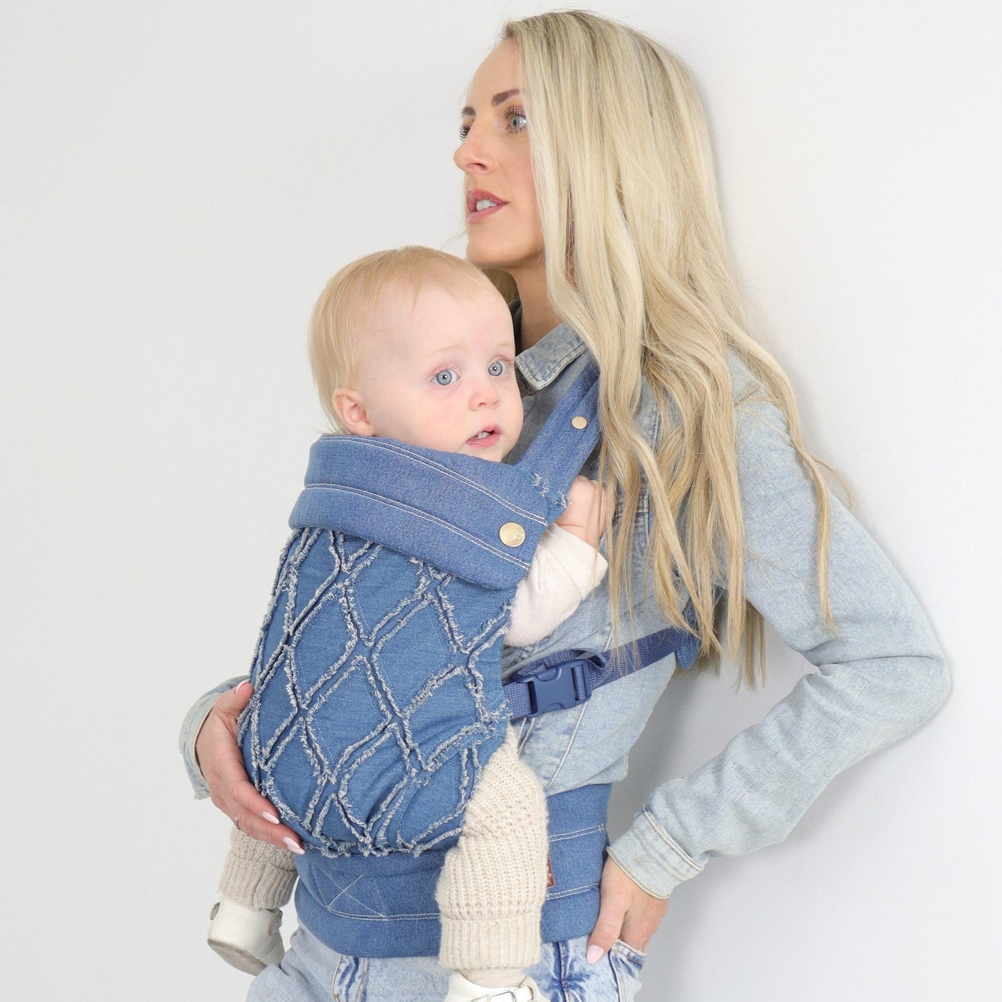 Bizzi Growin Denim Baby Carrier - Daisy Duke