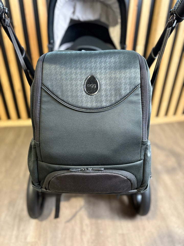 PRE LOVED egg3 Travel System - Houndstooth Black