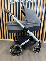 PRE LOVED Cybex Balios 2-in-1 Travel System - Manhattan Grey