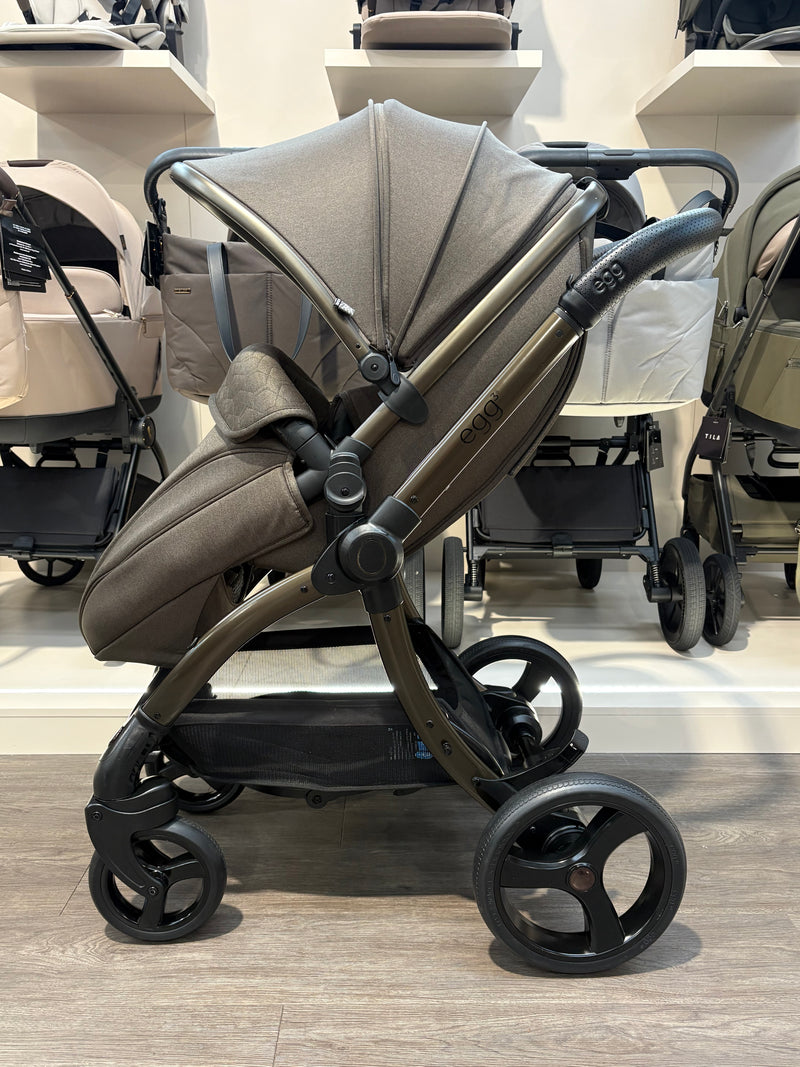PRE LOVED egg3 Travel System - Chocolate Velvet