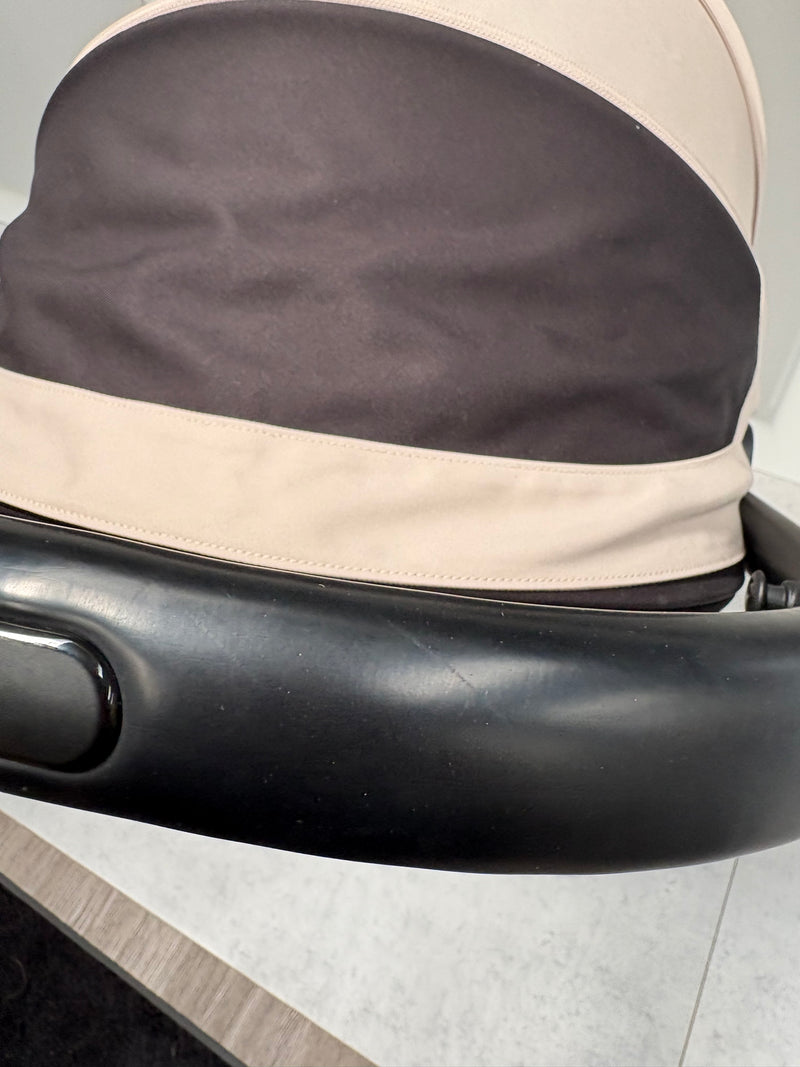 EX DISPLAY iCandy Pip Compact Stroller - Latte