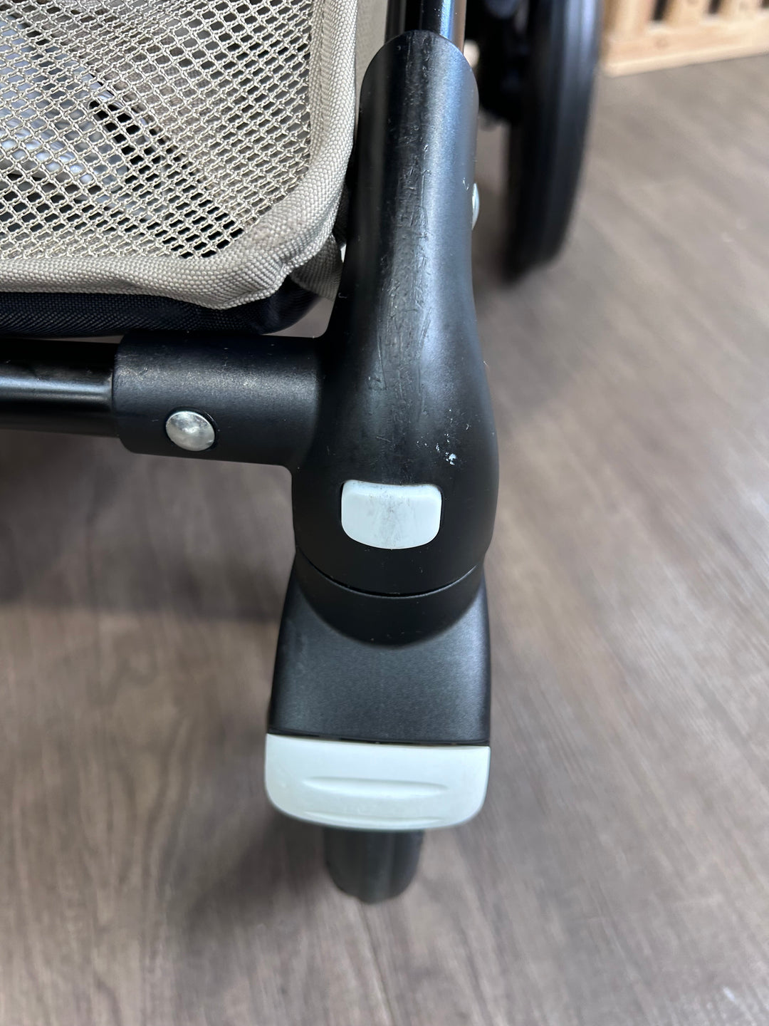 PRE LOVED Bugaboo Fox Travel System - Beige