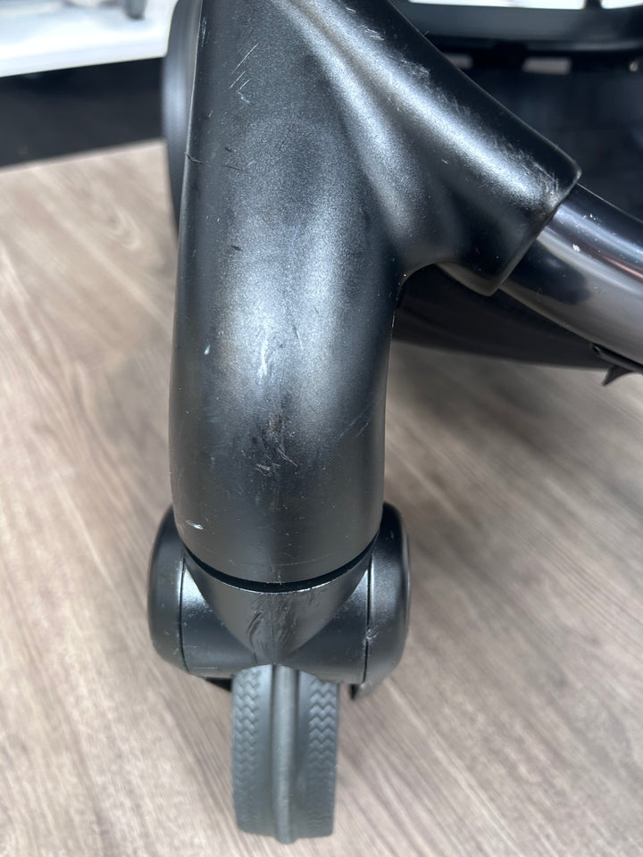 PRE LOVED iCandy Peach 7 Pushchair Bundle - Light Grey