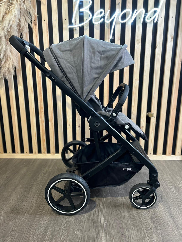 PRE LOVED Cybex Balios S Parent & World Facing Pushchair - Grey