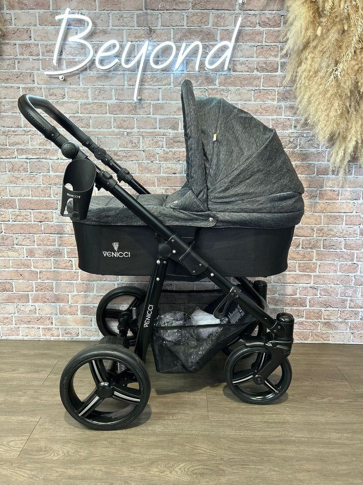 PRE LOVED Venicci Soft Travel System - Denim Black