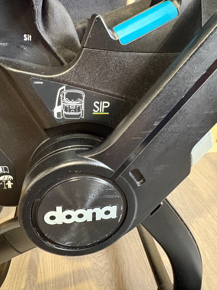 PRE LOVED Doona X Car Seat & Stroller - Dusty Sage