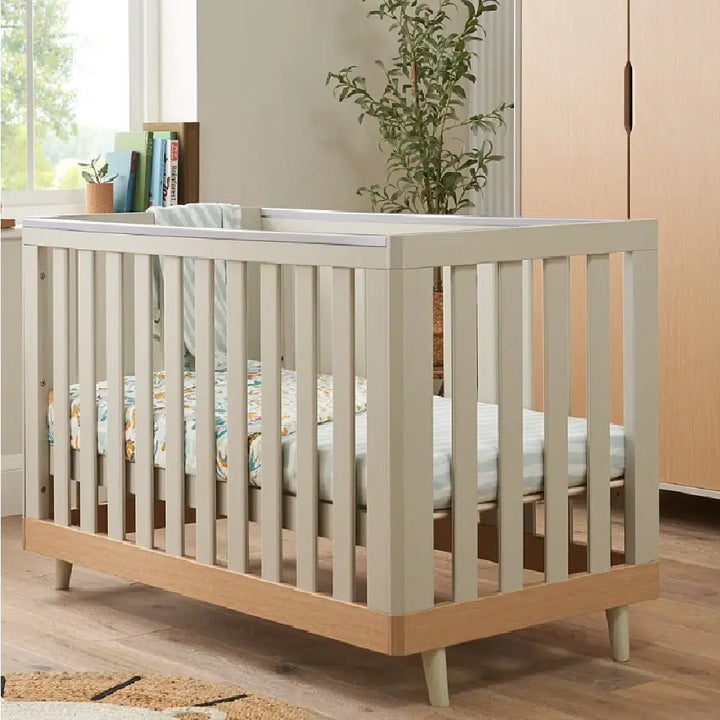 Tutti Bambini Hygge Cot Bed – Light Oak/White Sand