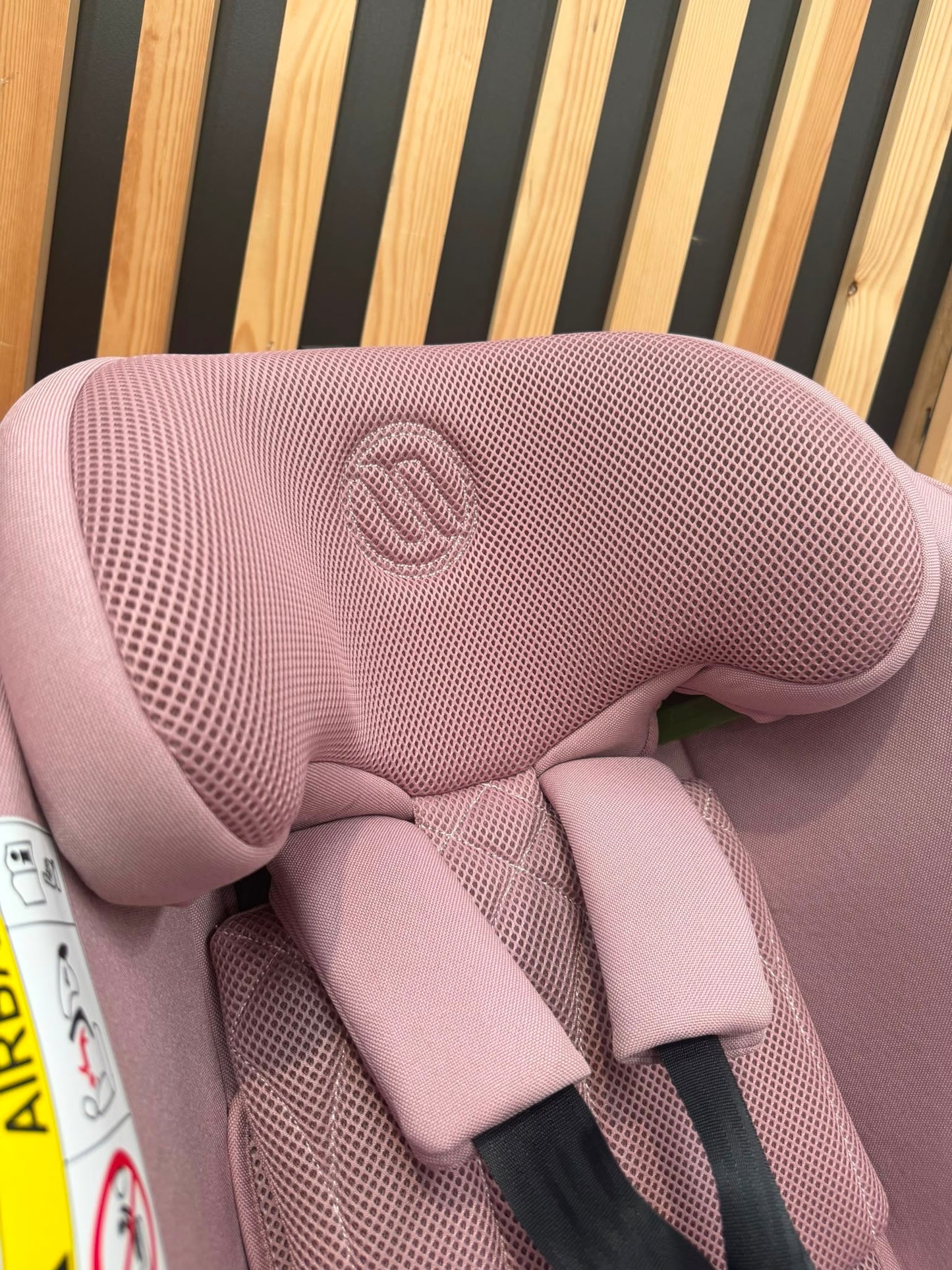 PRE LOVED Avionaut Stardust 360° Car Seat - Pink