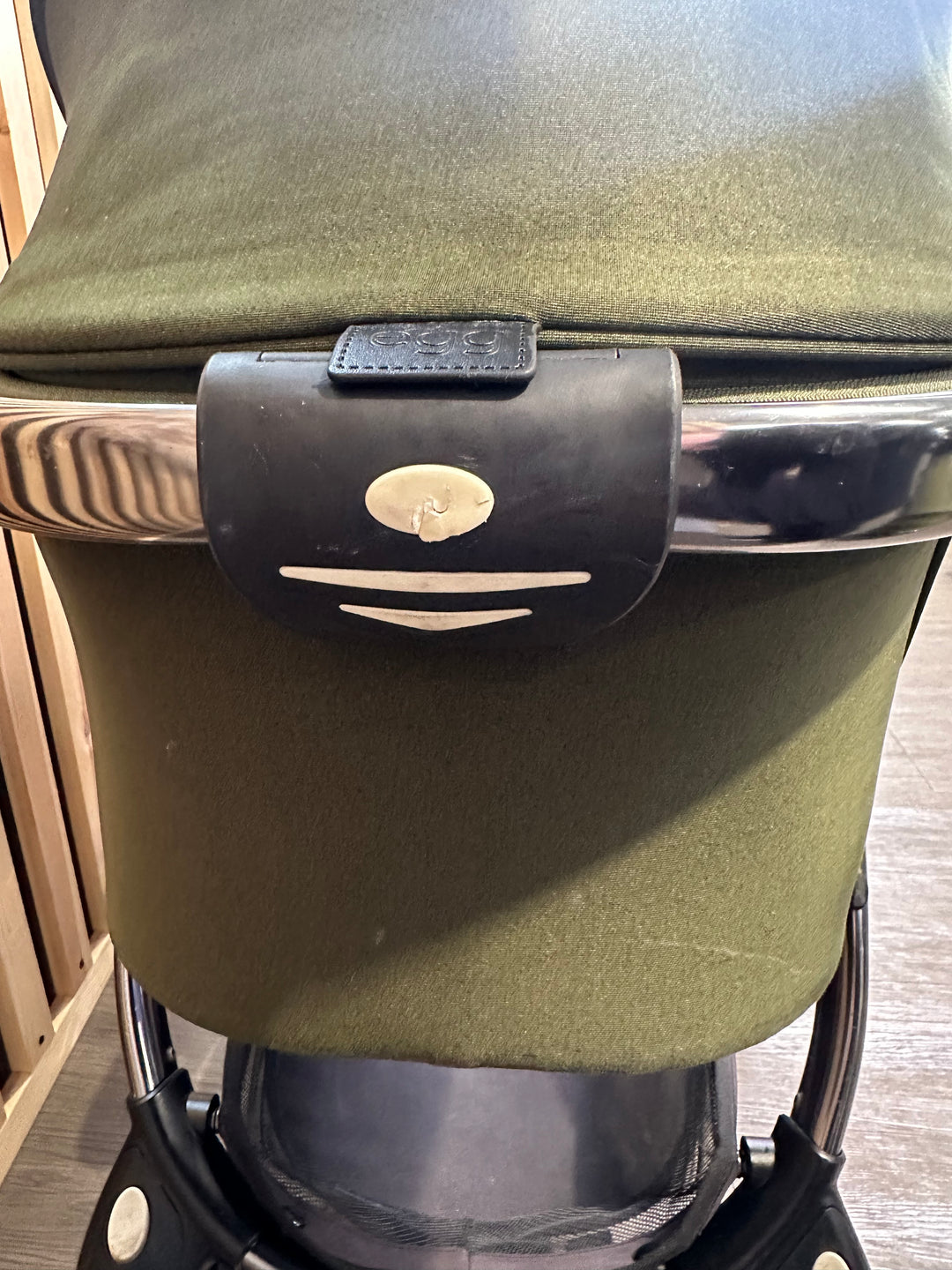 PRE LOVED egg2 Travel System - Olive