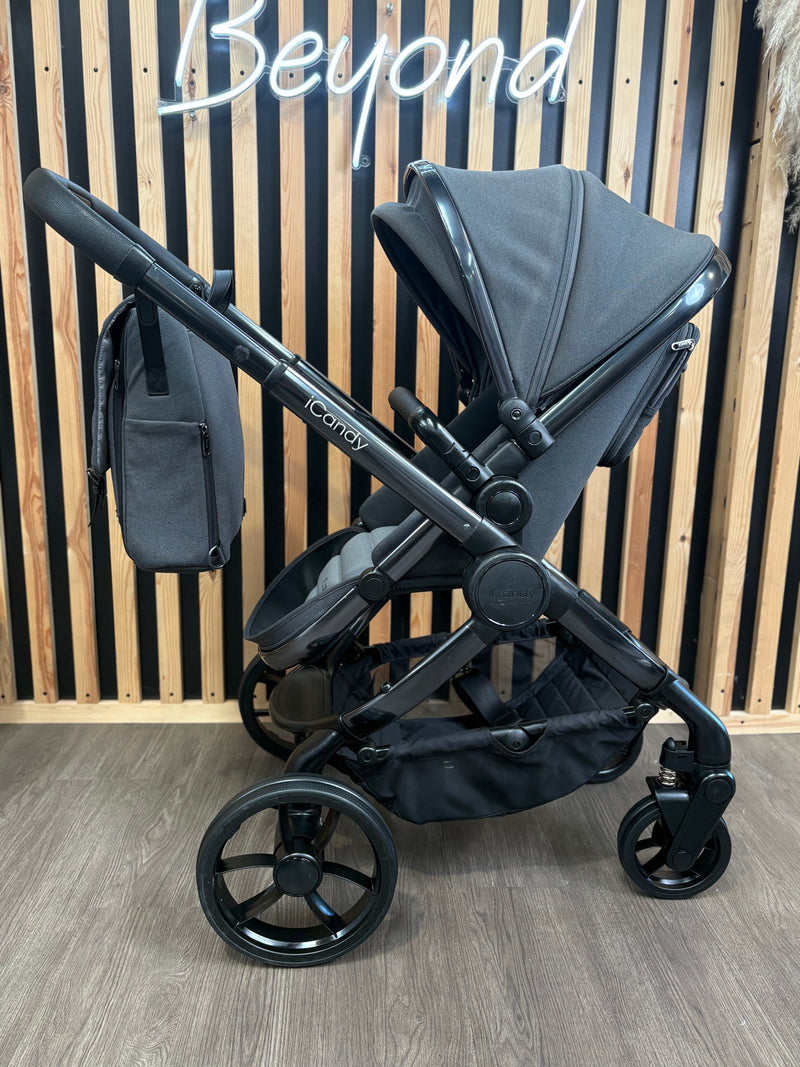PRE LOVED iCandy Peach 7 Travel System - Phantom/Truffle