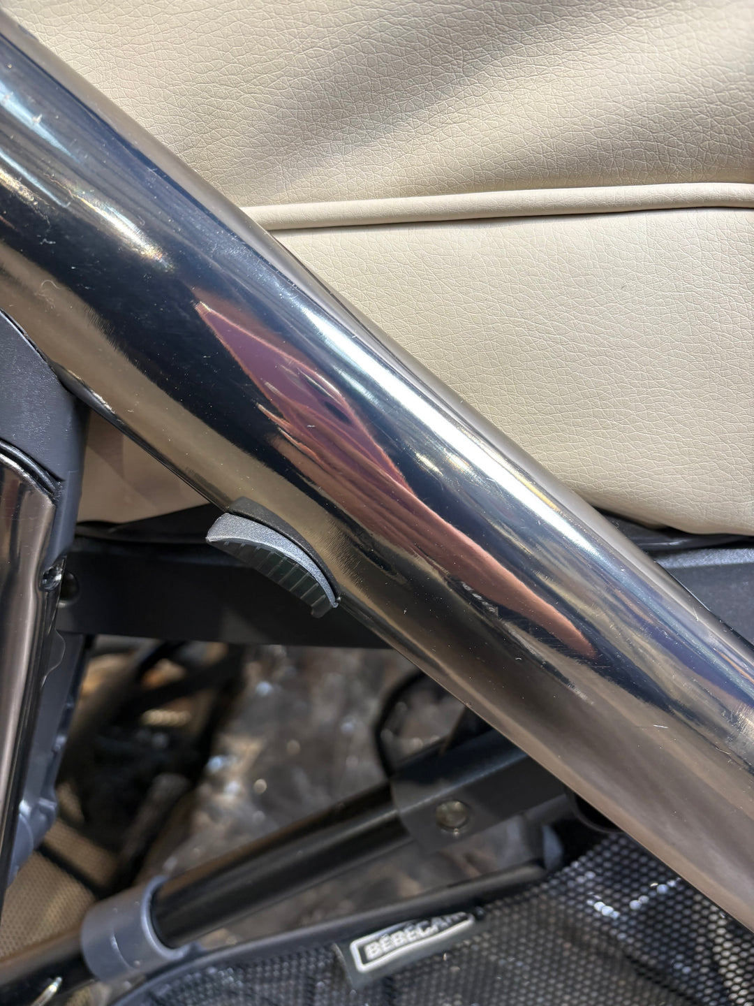 PRE LOVED Bebecar V-Pack 2-in-1 Travel System - Latte