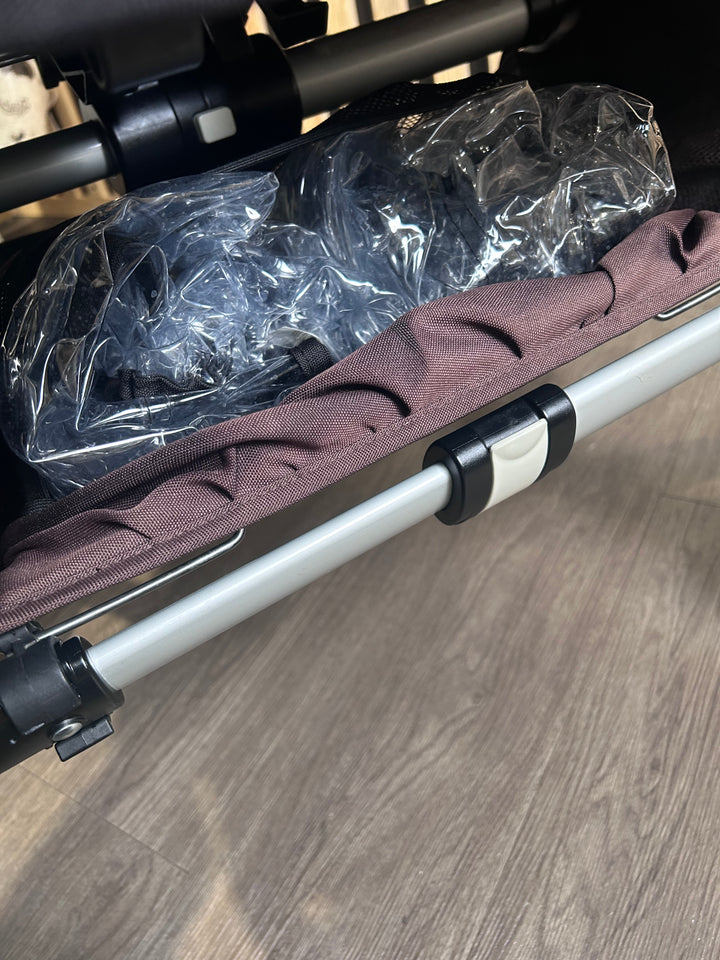 PRE LOVED Bugaboo Donkey2 Twin Bundle - Black/Grey Melange