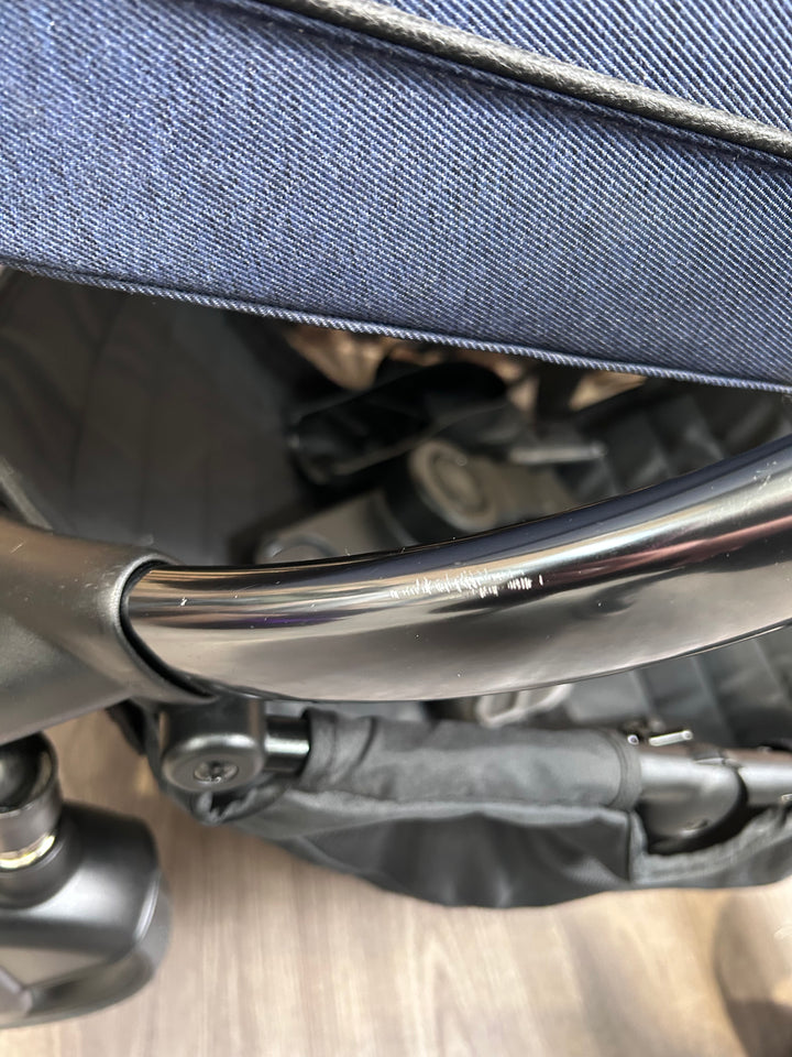 PRE LOVED iCandy Peach 6 Travel System - Navy Twill