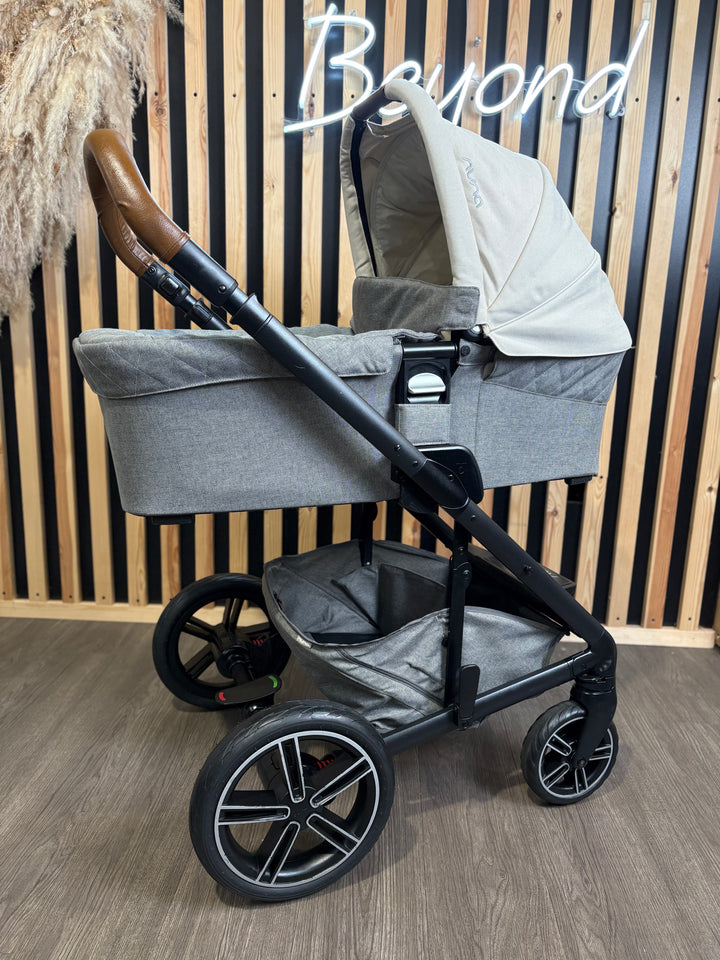 PRE LOVED Nuna Mixx Travel System - Birch