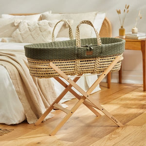 The Little Green Sheep Organic Knitted Moses Basket, Mattress & Natural Foldable Stand - Juniper