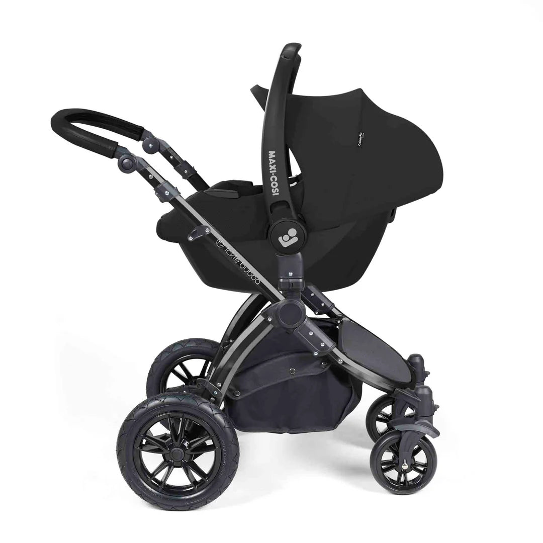 Stomp Luxe 12 Piece Travel System with Maxi-Cosi CabrioFix i-Size Car Seat & Isofix Base - Midnight/Black