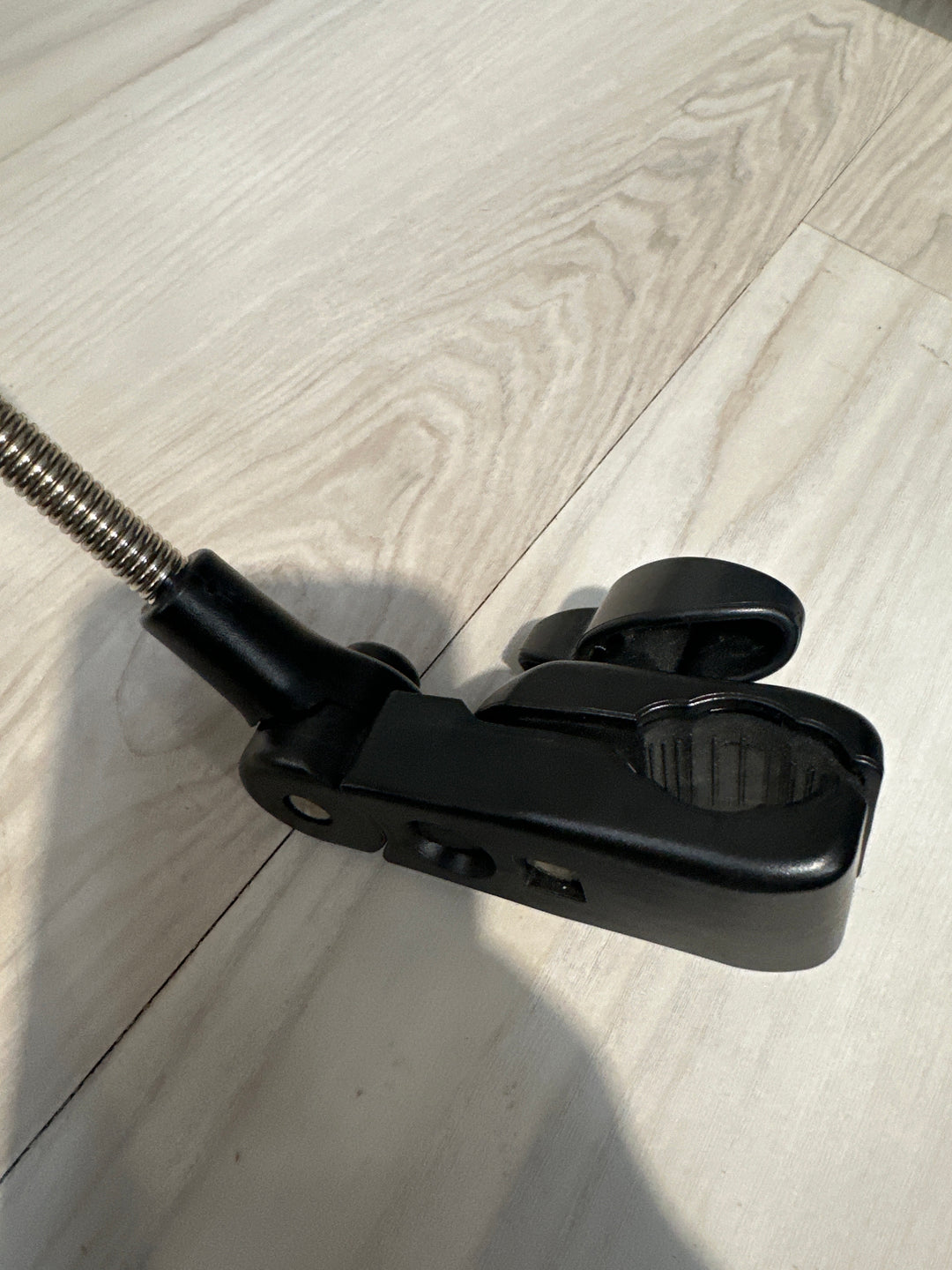 PRE LOVED Universal Parasol - Black/Silver